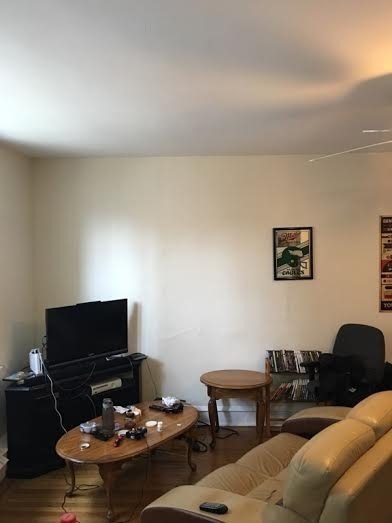 3 beds, 1 bath, 1,425 sqft, $1,595, Unit 4815-B2