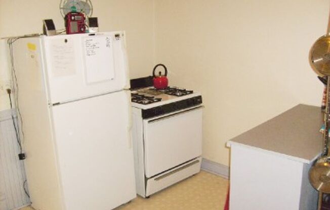 1 bed, 1 bath, $1,385, Unit 1203 - Unit #3