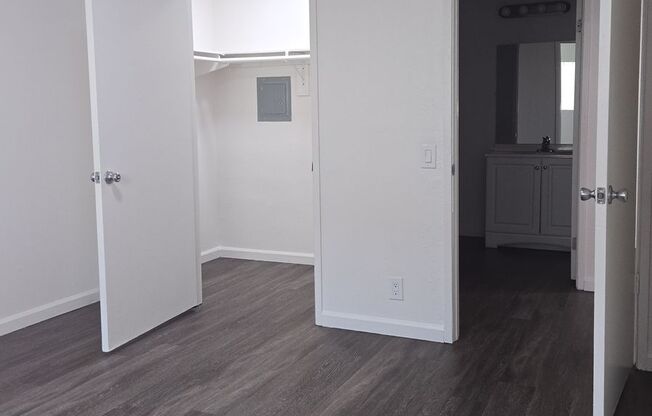 1 bed, 1 bath, 500 sqft, $1,795, Unit 71-51