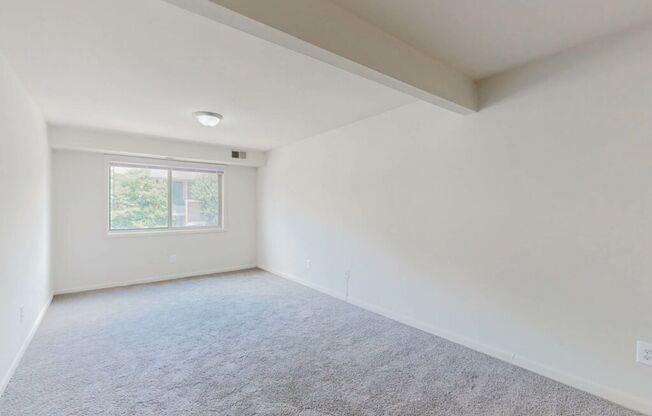 2 beds, 1 bath, 857 sqft, $1,770, Unit 8116-303