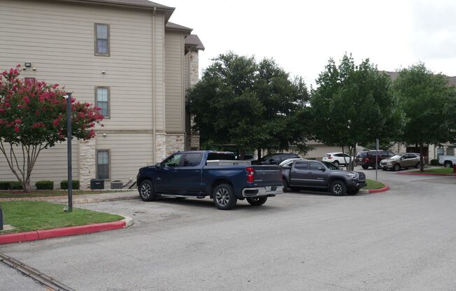 2 beds, 2 baths, 996 sqft, $1,649, Unit 4203-Corp