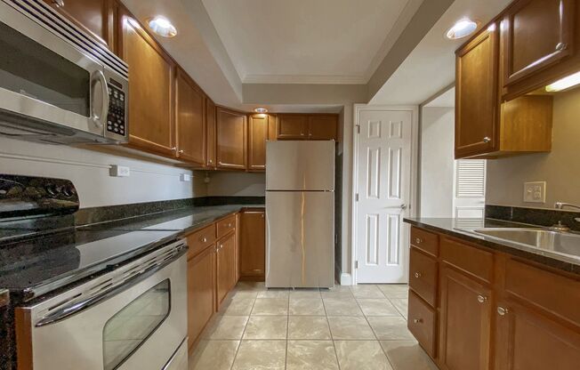 2 beds, 2 baths, 940 sqft, $1,199, Unit TH 711