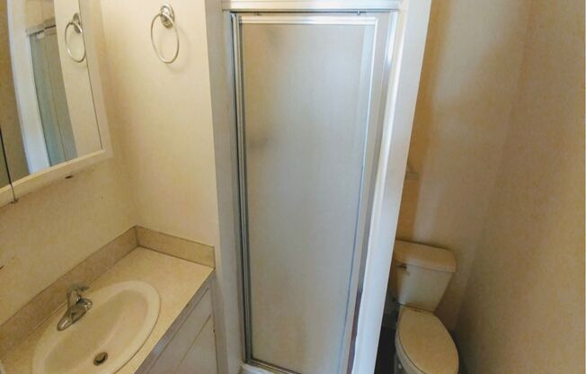 Studio, 1 bath, 300 sqft, $695, Unit 48