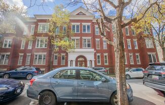 Amazing 1 BR/1 BA Condo in Dupont Circle!