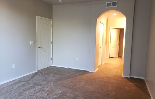 2 beds, 2 baths, $1,895