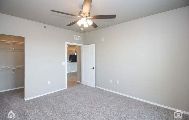 2 beds, 2 baths, 1,092 sqft, $1,750, Unit 5521-5430