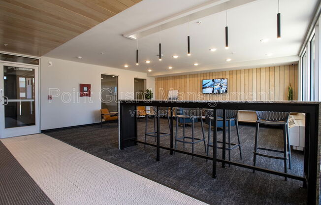 1 bed, 1 bath, 500 sqft, $825, Unit 305