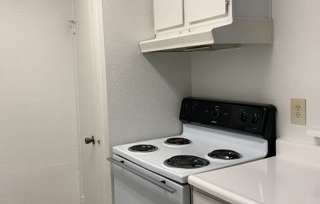 1 bed, 1 bath, 640 sqft, $885, Unit 1501