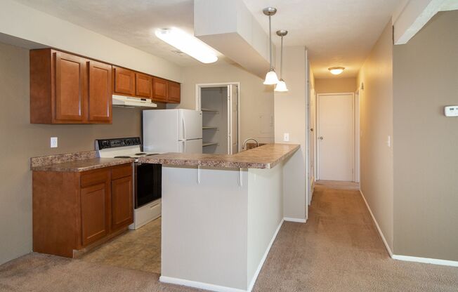 1 bed, 1 bath, 598 sqft, $955, Unit 28U-1D