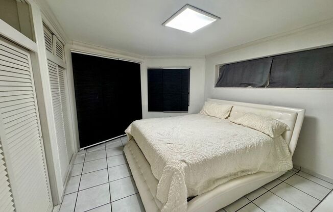 1601 NE 185th St Apt 202