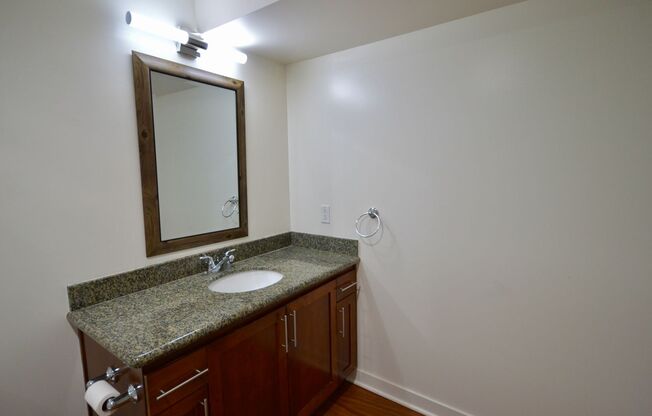 2 beds, 2 baths, $3,950, Unit Unit 1604