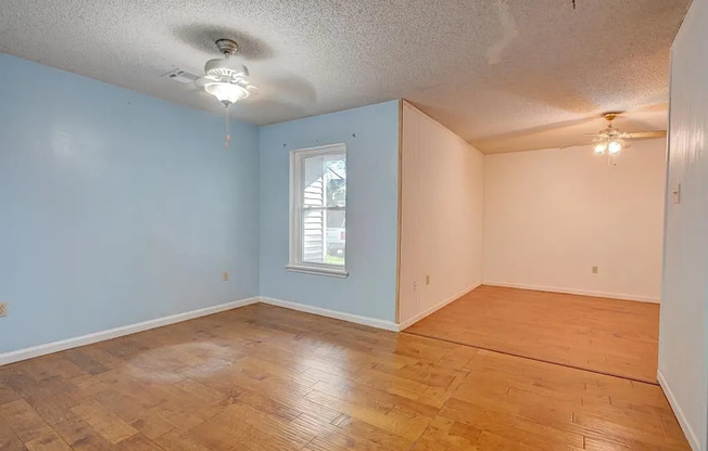Spacious, quiet townhouse