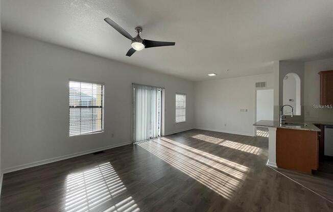 3723 SENECA CLUB LOOP
