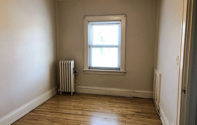 1 bed, 1 bath, 650 sqft, $1,195, Unit 306