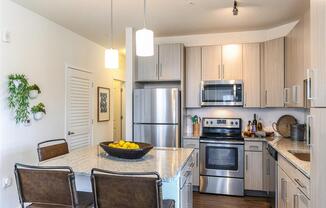 Chef-Style Kitchens at Lenox Luxury Apartments in Riverview FL