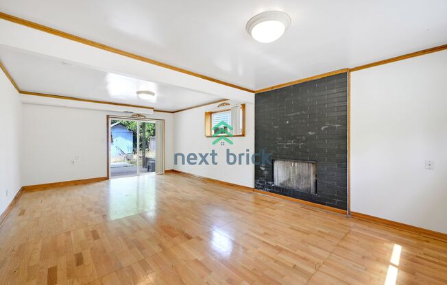 Beautiful Single Family House Bellevue Available for Rent!