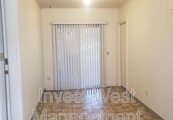1714 SE 145 CT