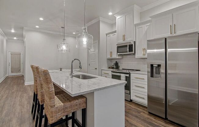 Elegant Furnished Townhouse in StoneLake Village – Stylish 3BR/2BA with Garage & Patio