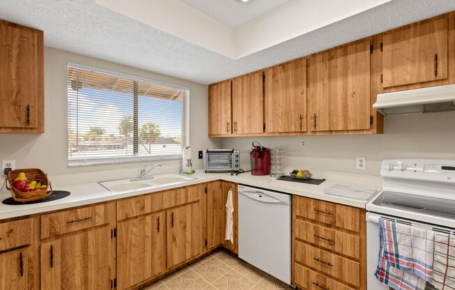 CAPE CORAL ONLY FOR $1,600 MONTH