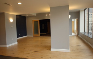 2 beds, 1.5 baths, $2,300