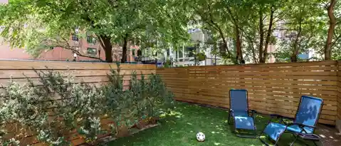 310 W 113 ST