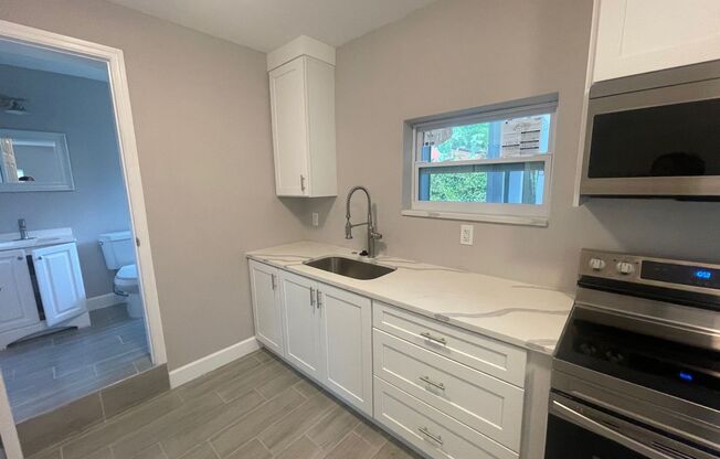 1 bed, 1 bath, 500 sqft, $1,945