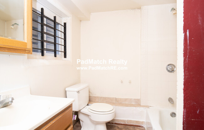 1292 Commonwealth Ave