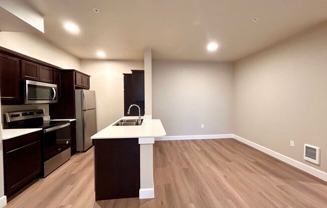 1 bed, 1 bath, 539 sqft, $1,895, Unit C-307