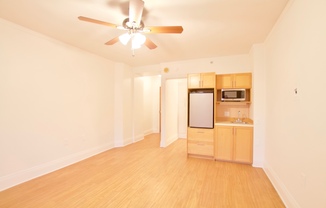 Studio, 1 bath, 426 sqft, $1,175