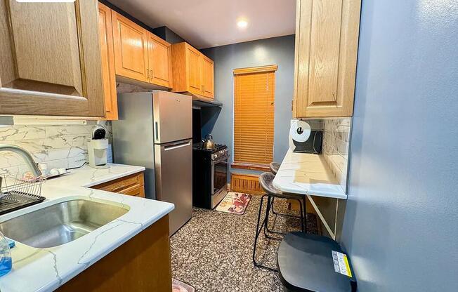 1415 STERLING PL