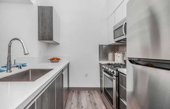 Townhouse in East Hollywood w/ Parking & Private Rooftop Deck!