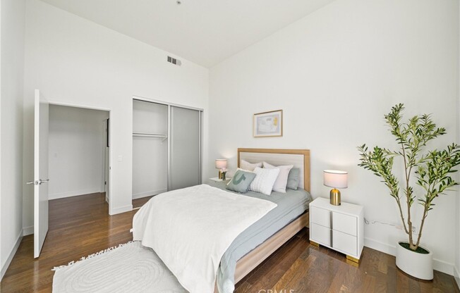 3 beds, 2 baths, 1,610 sqft, $8,000, Unit 612