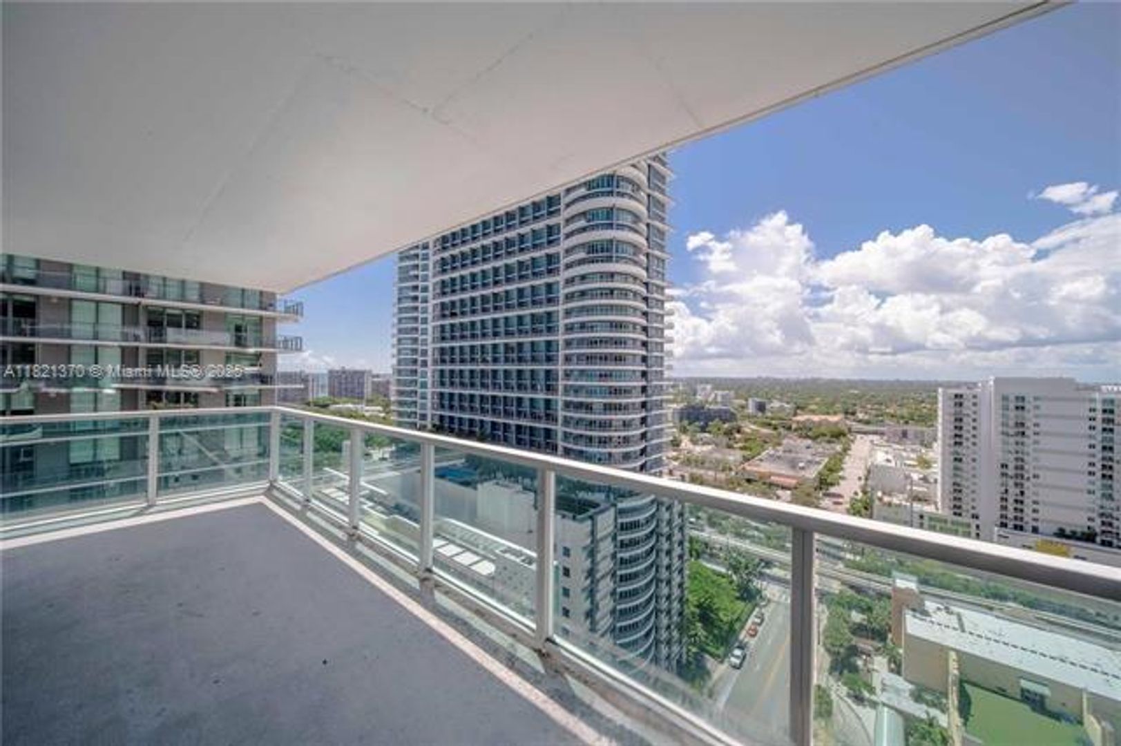 1250 S Miami Ave unit 2201 (A11821370)