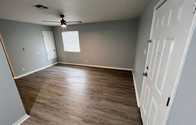 Cozy 1-Bedroom Ready for Move In