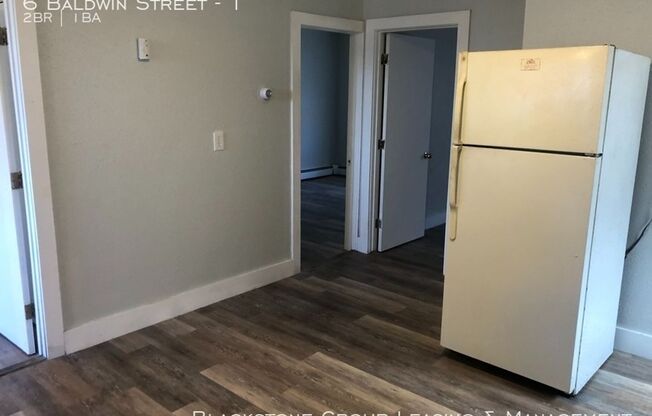 2 beds, 1 bath, $1,375, Unit Unit 1-BLDG 6 Baldwin