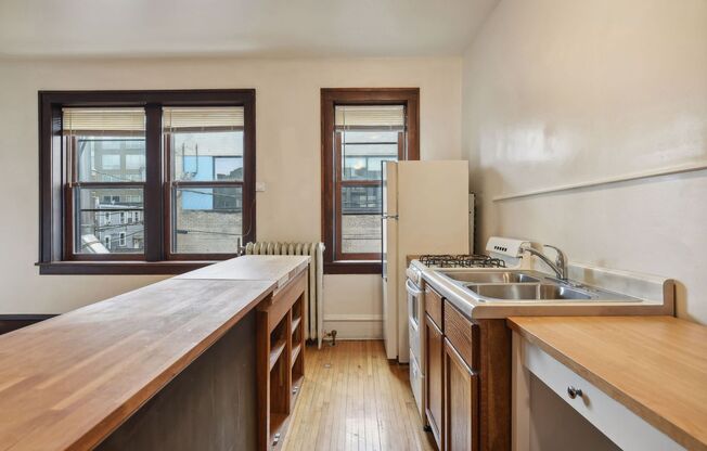1426 West 31st Street