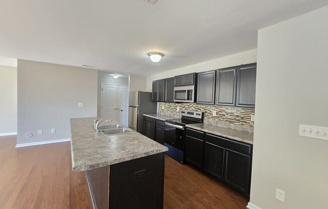 Beautiful Home Available for Rent in Charlotte, NC 28212