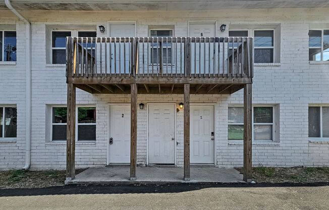 Beautifully Renovated 2-Bedroom Condo in Prime Atlanta Location