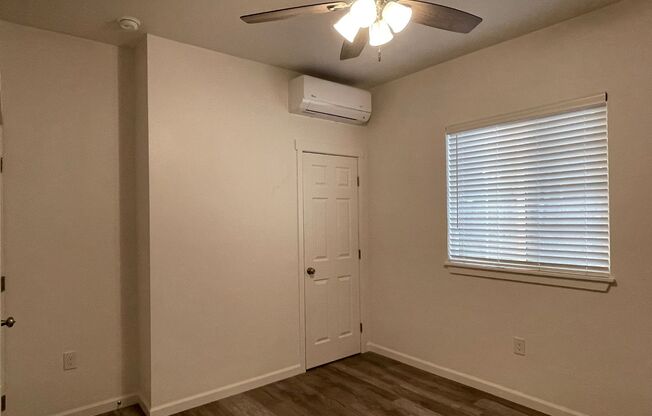 2 beds, 1 bath, $1,599