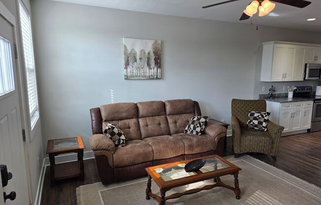 1117 Greenwood Alley