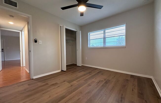 2 beds, 1 bath, 838 sqft, $1,899, Unit 22