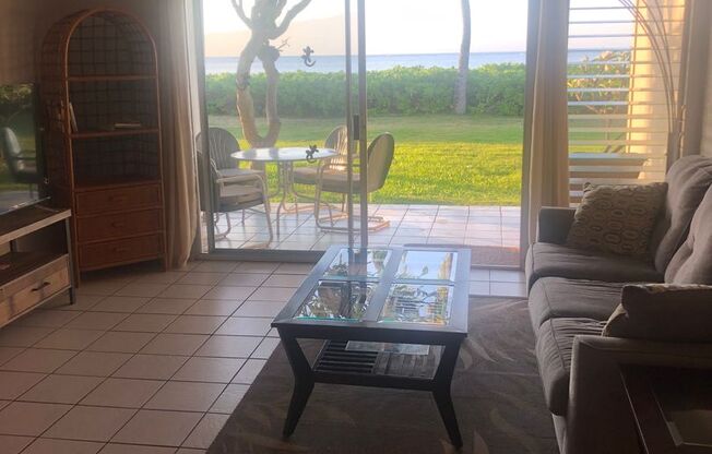Molokai - Wavecrest - oceanfront 1 bedroom 1 bath condo