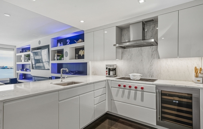 2 beds, 2.5 baths, 1,338 sqft, $12,500, Unit 17C