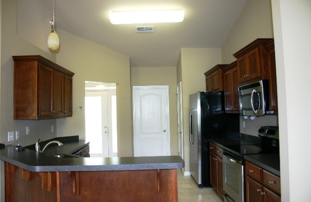 4 beds, 2 baths, $2,000