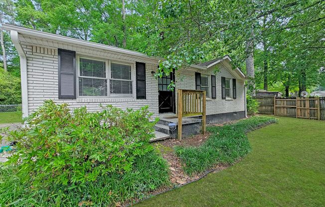 Fabulous 3-Bedroom Brick Ranch with Fenced Backyard in Jonesboro