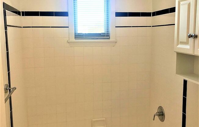 1 bed, 1 bath, 440 sqft, $2,150, Unit 405