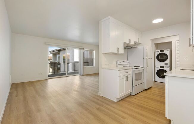 1 bed, 1 bath, 837 sqft, $2,062, Unit 305
