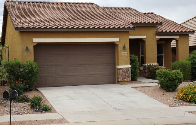 Corona de Tucson 3 Bed 2 Bath Single Story Home