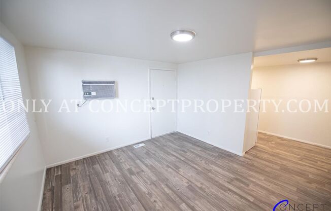 2 beds, 1 bath, 700 sqft, $1,349, Unit 27