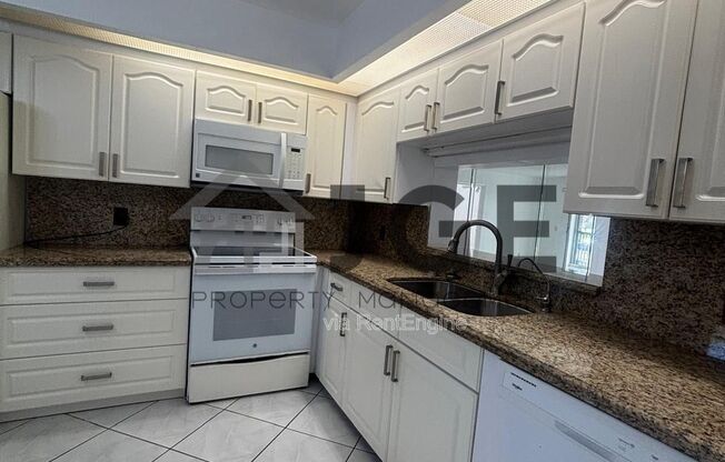 2 beds, 2 baths, 1,192 sqft, $1,950, Unit 208l